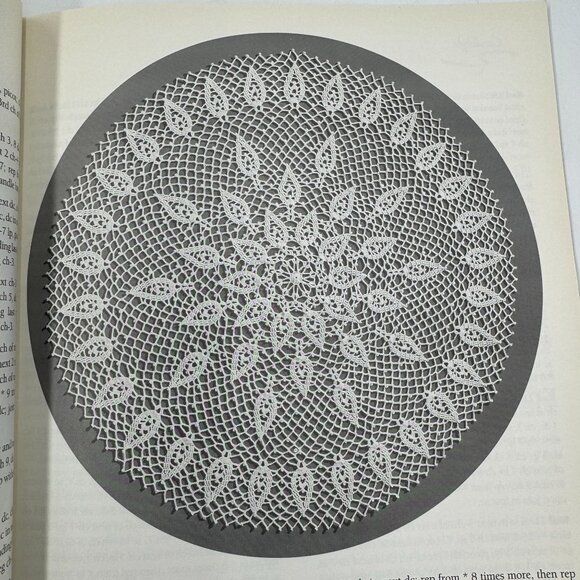 The Ultimate Doily Crochet Pattern Book 1983 American School Of Needlework - Picture 12 of 16